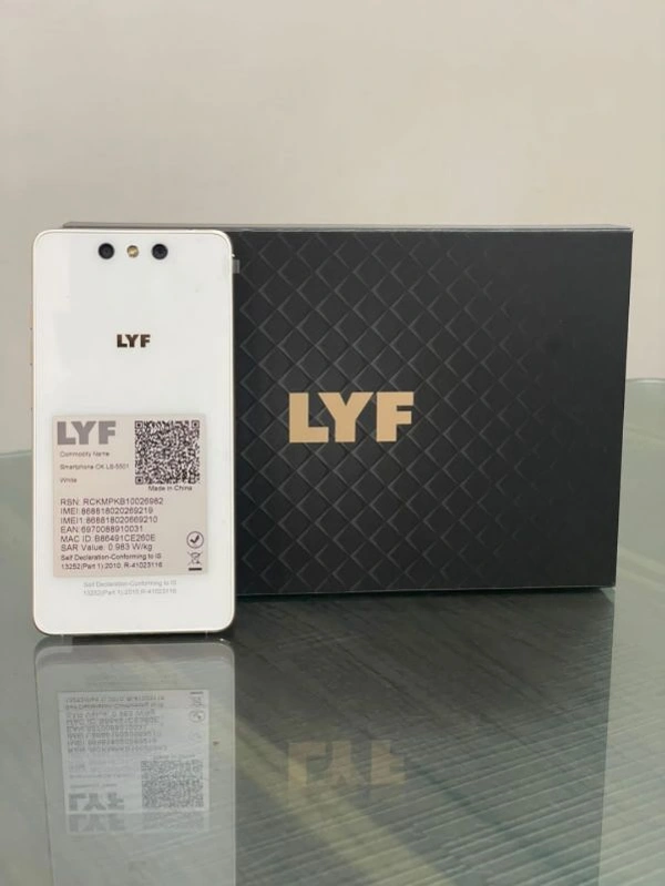 Lyf Earth | 4G LTE | 3 GB | 32 GB |ANDROID SMART PHONE | OPEN BOX